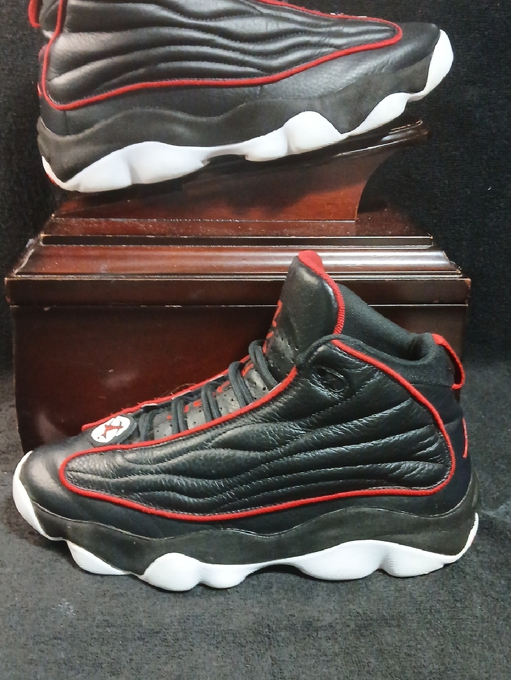 Air Jordan Pro Strong.  "BLACK UNIVERSITY RED"  Mens-10, 100%AUTHENTIC!